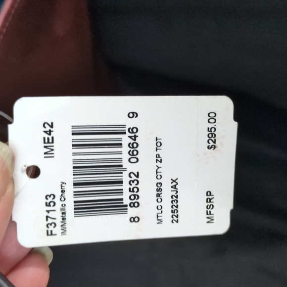 Coach City Zip Tote Bag in Dark Cherry - Picture 6 of 7